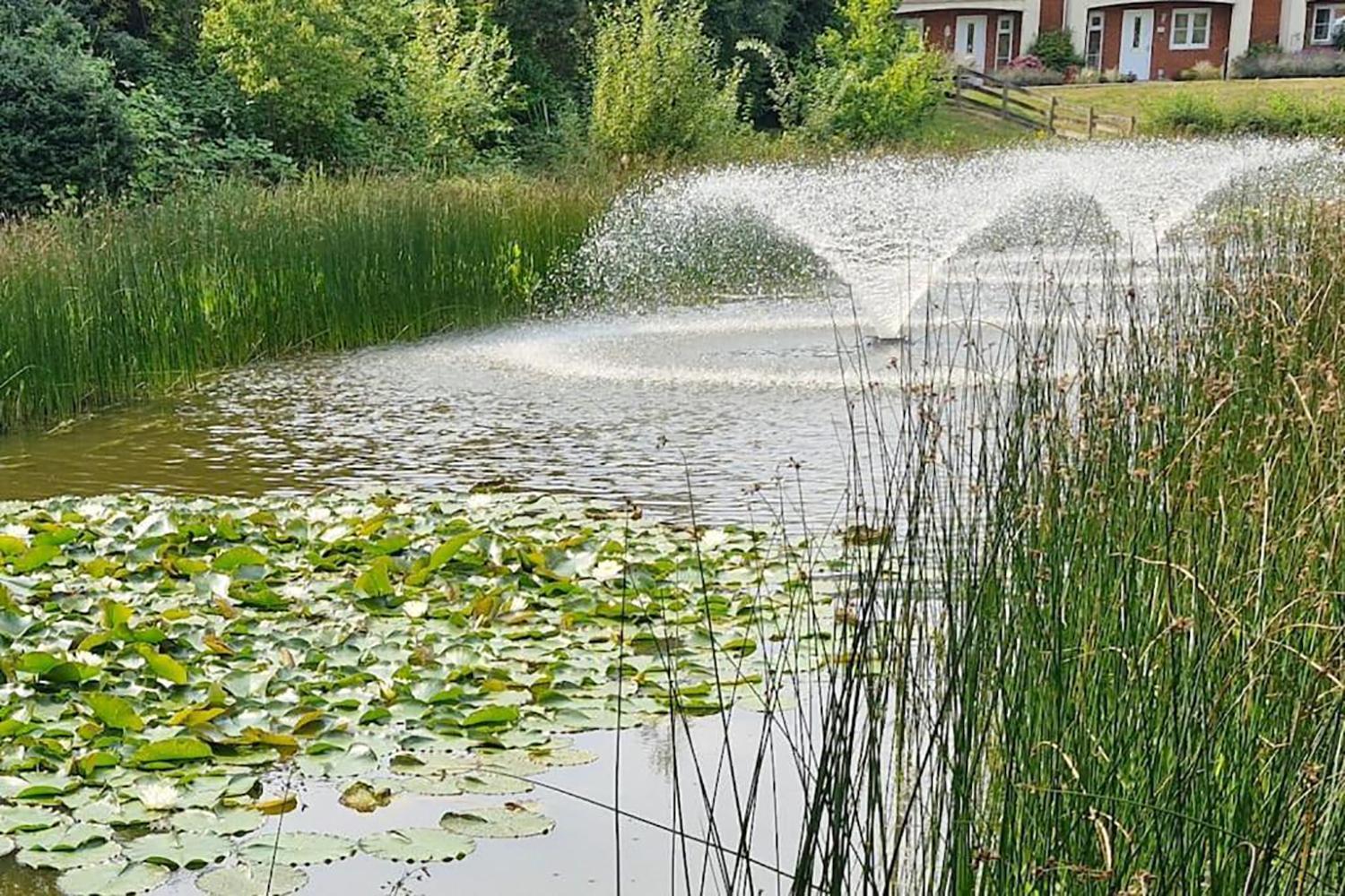 Villa Sleeps9 Parking&Garage 17 Mins To Gatwick, 30 To London Merstham Exterior foto