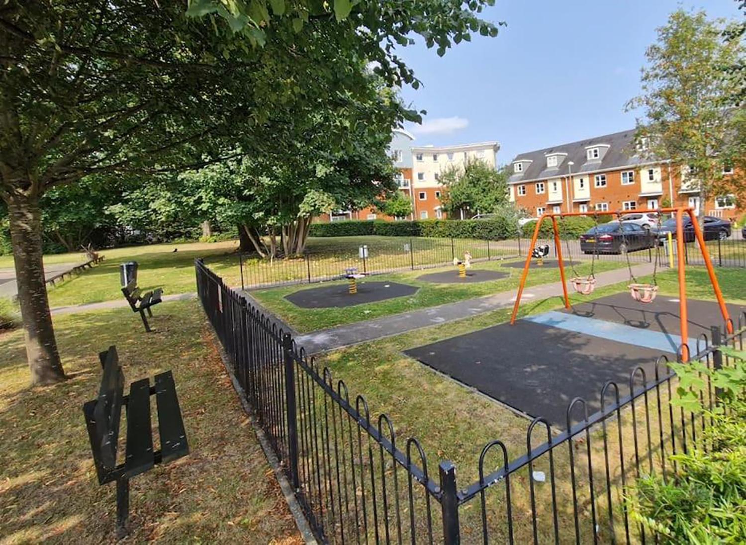 Villa Sleeps9 Parking&Garage 17 Mins To Gatwick, 30 To London Merstham Exterior foto